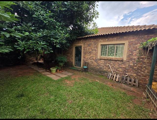 2 BEDROOM HOUSE FOR SALE IN AMANDASIG